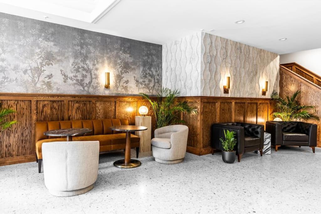The Phenix Historic Dtwn Hotel, King Bed, Room # 309 Бангор Екстер'єр фото
